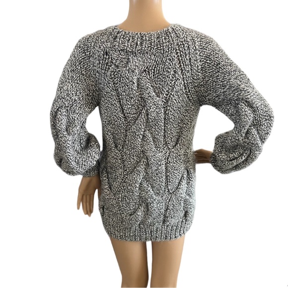 H&M Cable Ribbed Crewneck Sweater - Picture 3 of 5